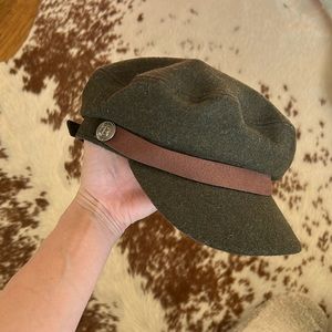 Gigi pip newsboy hat